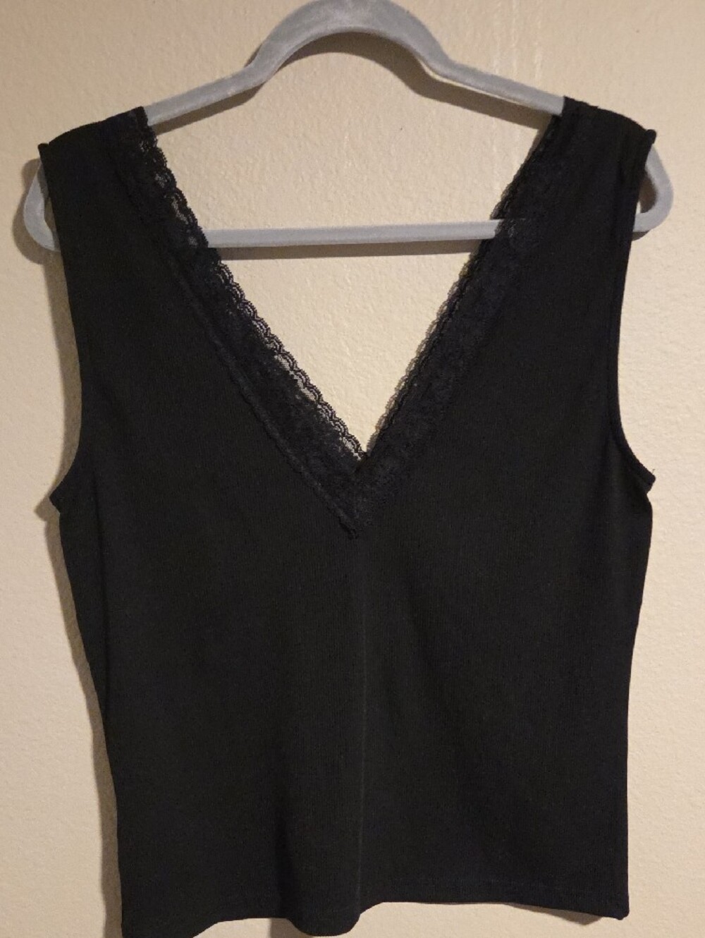 NWOT White Birch Black Lace Trim V-Neck Tank Top Size 1X - Picture 4 of 8